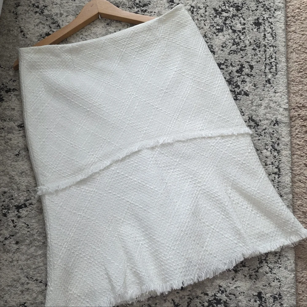 Tweed Pencil Skirt Womens 6 White Preppy City Chic White House Blaack Market